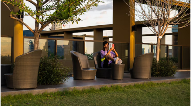 design an outdoor space