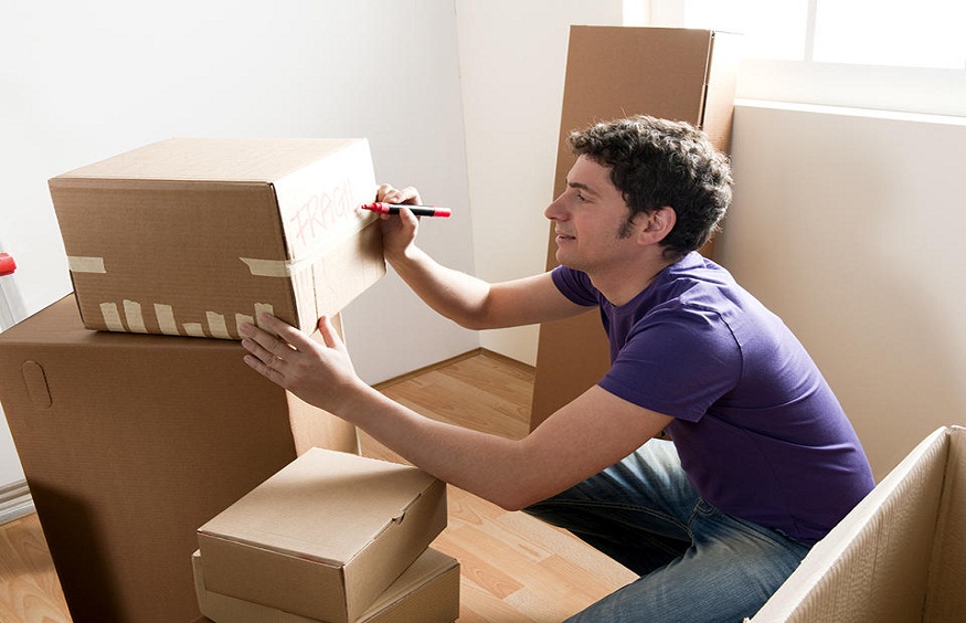 moving companies near Commack