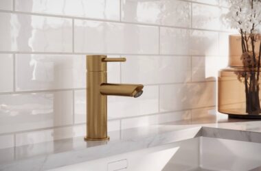 glossy subway tile